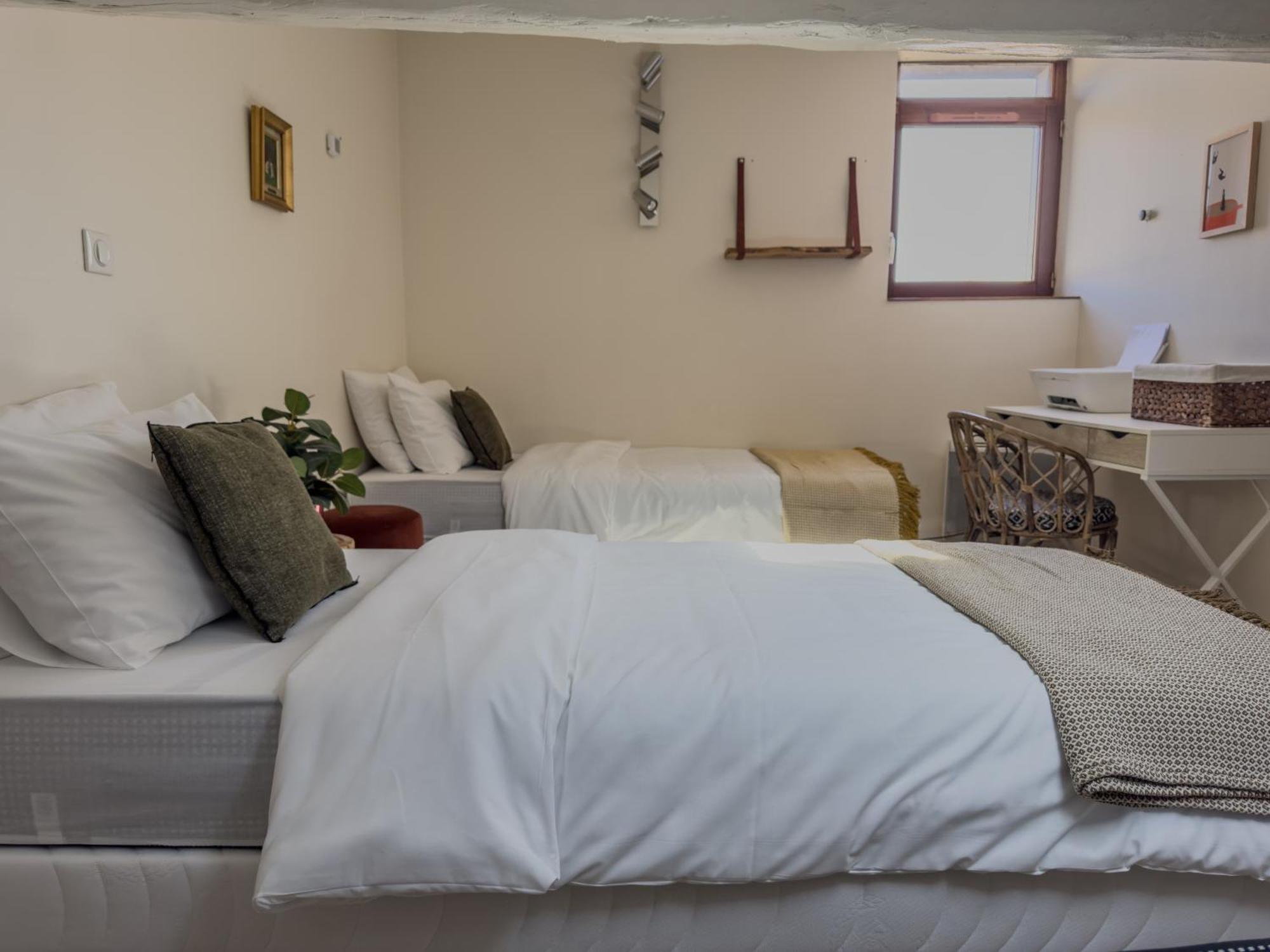 Duplex lumineux 2 chambres centre zone piétonne, parking gratuit 4 minutes de marche Valence  Exterior foto