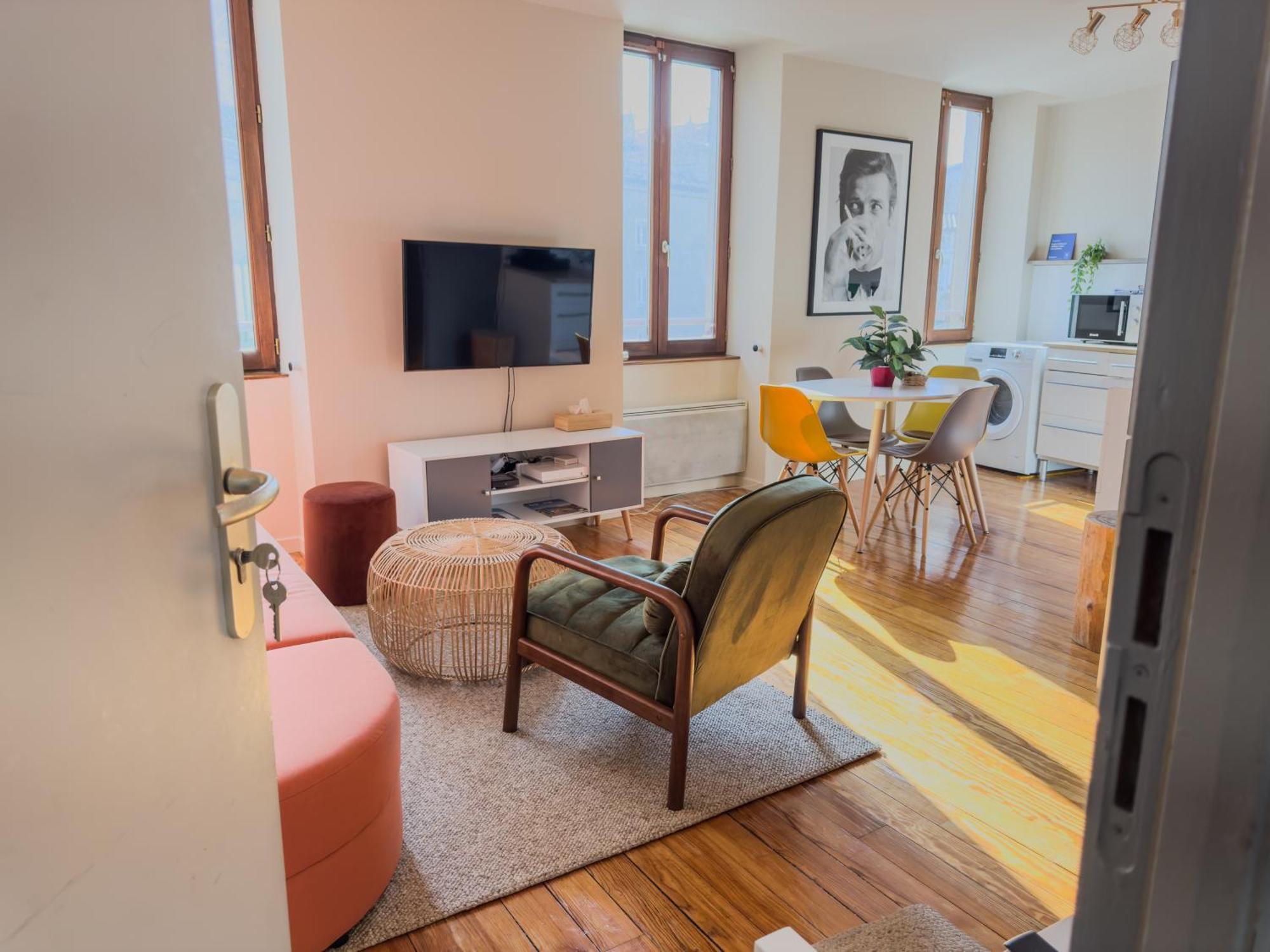 Duplex lumineux 2 chambres centre zone piétonne, parking gratuit 4 minutes de marche Valence  Exterior foto